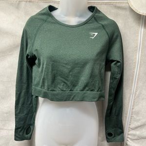 Woman GymShark crop top